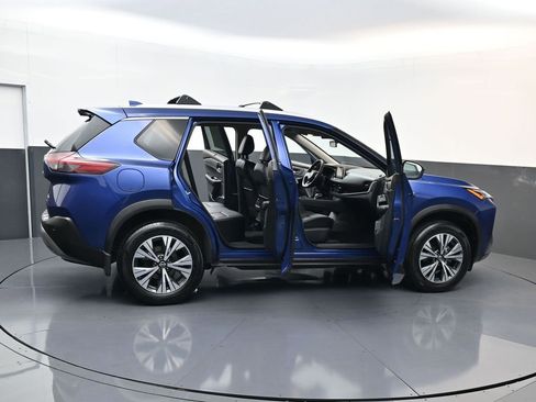 Used 2022 Nissan Rogue SV w/ SV Premium Package AWD/4WD image 29