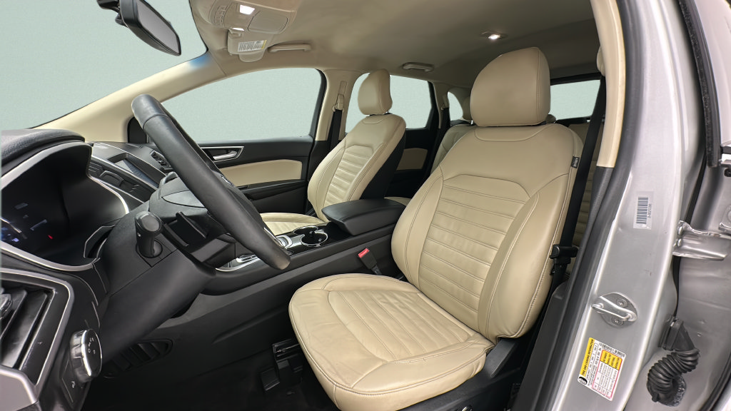 Used 2017 Ford Edge SEL w/ Equipment Group 201A AWD/4WD image 14