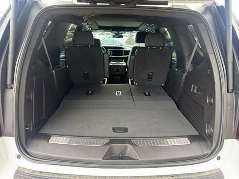 Used 2023 GMC Yukon Denali image 11