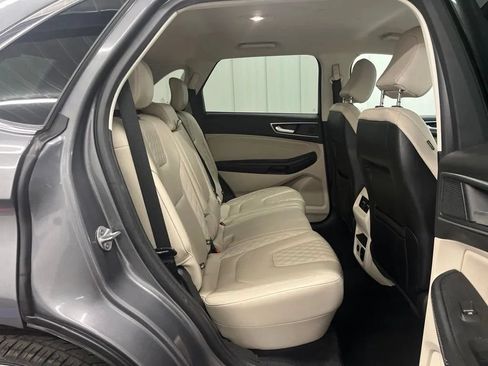 Used 2024 Ford Edge Titanium AWD/4WD image 12