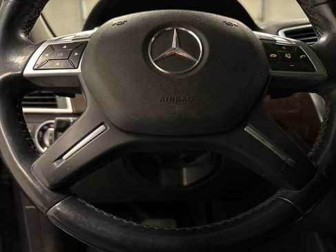 Used 2013 Mercedes-Benz GL 450 4MATIC image 8