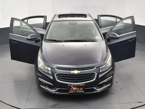 Used 2016 Chevrolet Cruze LT w/ Sun, Sound and Sport Package image 10