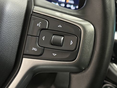 Used 2025 Chevrolet Silverado 2500 LT w/ Convenience Package image 29