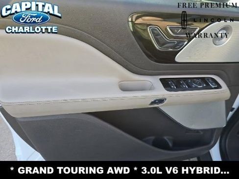 Used 2020 Lincoln Aviator Grand Touring w/ Equipment Group 302A AWD/4WD image 11