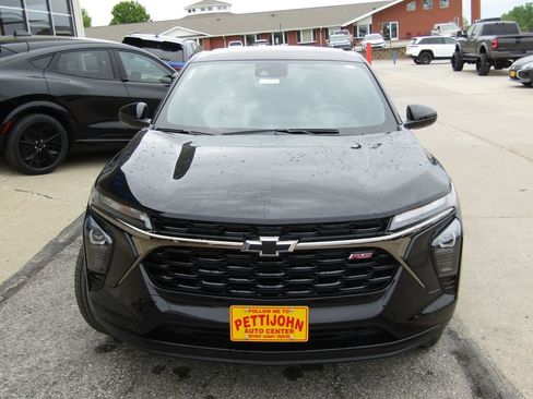 New 2026 Chevrolet Trax RS FWD image 13