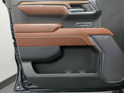 Used 2022 GMC Sierra 1500 Denali Ultimate image 8