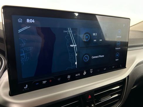 Used 2024 Ford Escape Platinum image 3