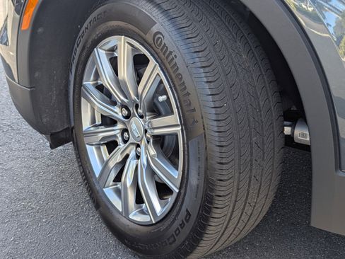 Certified 2021 Cadillac XT4 Premium Luxury image 31