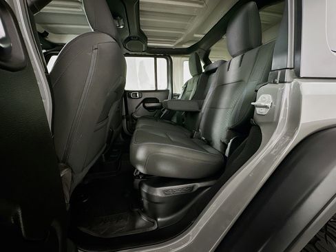 Used 2023 Jeep Wrangler Unlimited Rubicon 4xe w/ Steel Bumper Group image 27