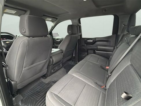 Used 2023 Chevrolet Silverado 1500 Custom image 25