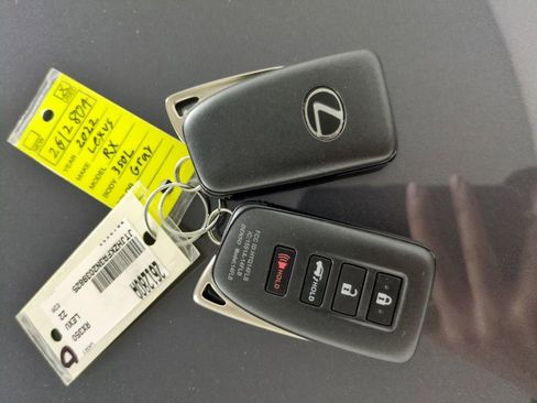 Used 2022 Lexus RX 350L Premium w/ Premium Package AWD/4WD image 31