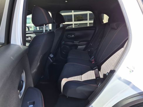 Used 2024 Honda HR-V Sport image 28