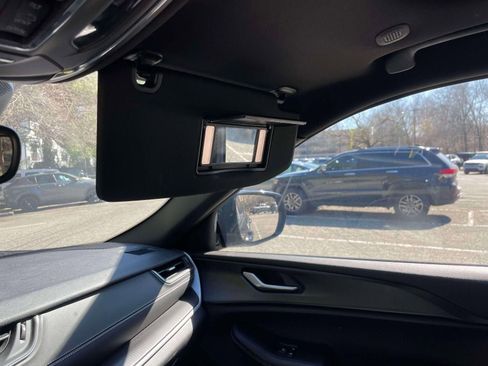 Used 2023 Jeep Grand Cherokee Altitude image 32