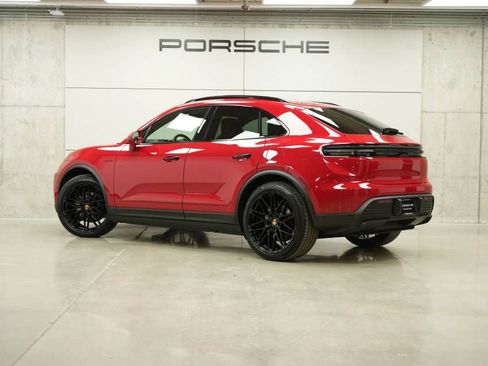 New 2026 Porsche Macan 4 Electric AWD/4WD image 3