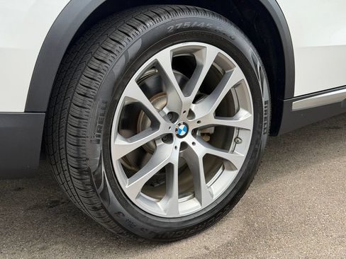 Used 2019 BMW X5 xDrive40i w/ Premium Package 2 AWD/4WD image 28