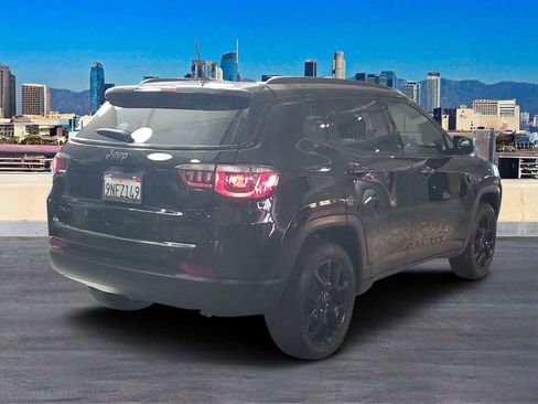 Used 2024 Jeep Compass Latitude w/ Altitude Special Edition image 4