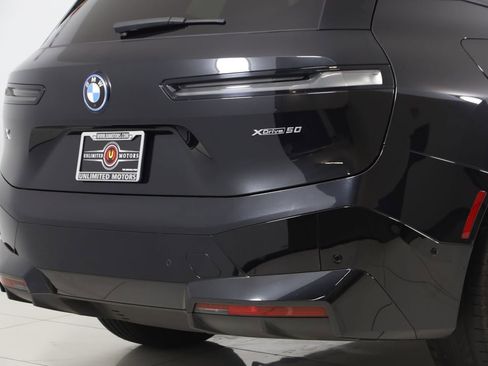 Used 2023 BMW iX xDrive50 w/ Sport Package AWD/4WD image 50