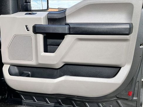 Used 2016 Ford F150 XL w/ Equipment Group 101A Mid AWD/4WD image 20