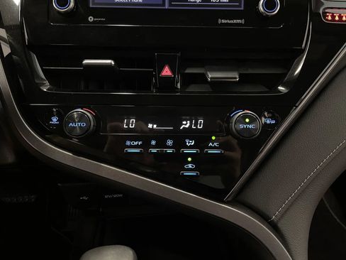 Used 2023 Toyota Camry SE FWD image 30