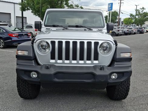 Used 2023 Jeep Wrangler Sport AWD/4WD image 2