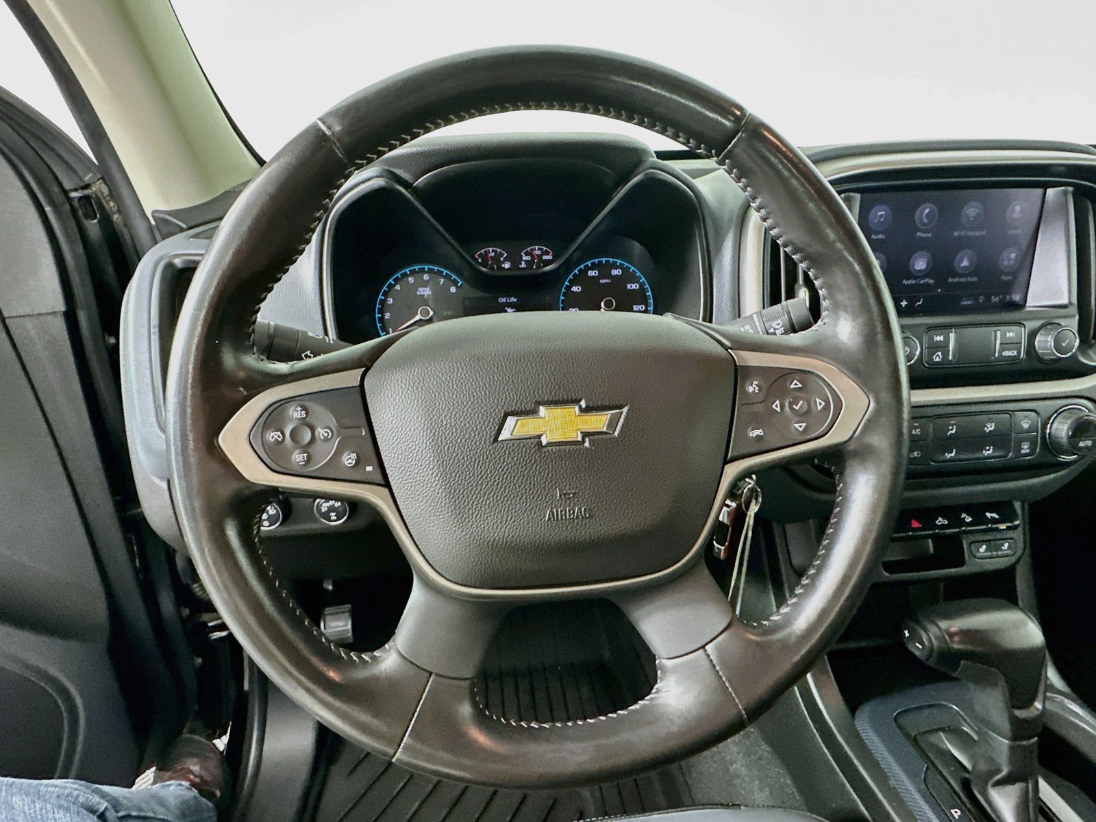 Used 2020 Chevrolet Colorado Z71 w/ Z71 Midnight Edition AWD/4WD image 12