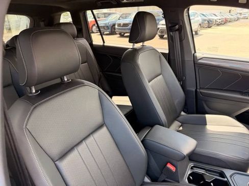 Certified 2024 Volkswagen Tiguan SE R-Line FWD image 19