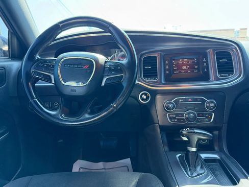 Used 2015 Dodge Charger SE w/ Sport Appearance Group RWD image 15