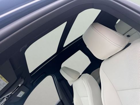 New 2026 BMW X1 xDrive28i w/ Technology Package image 28