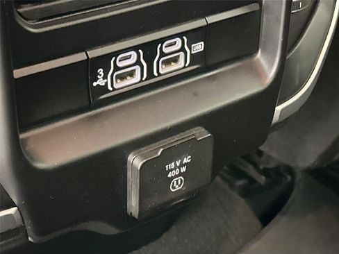 Used 2019 RAM 1500 Big Horn image 23