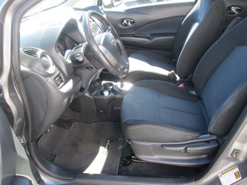 Used 2017 Nissan Versa Note SV FWD image 9