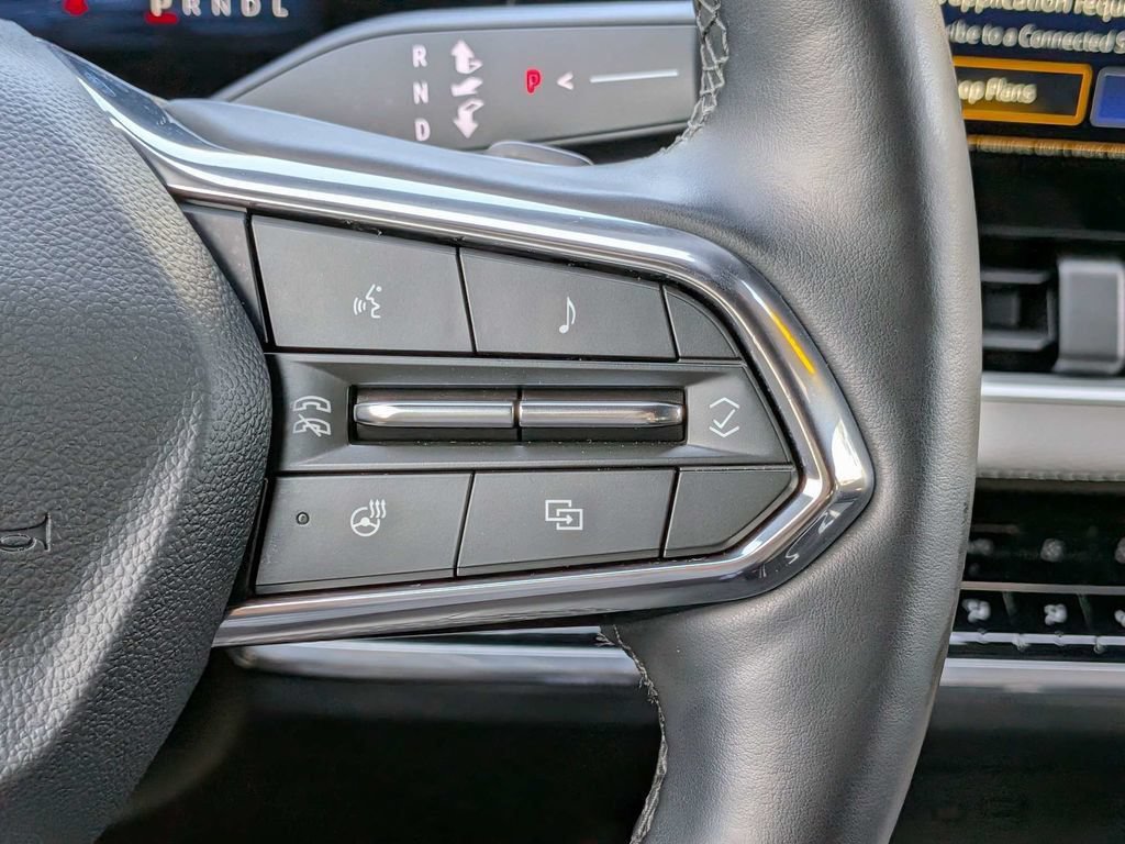 Used 2025 Chevrolet Equinox LT FWD image 28