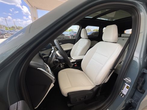New 2026 BMW X1 xDrive28i w/ Convenience Package AWD/4WD image 11