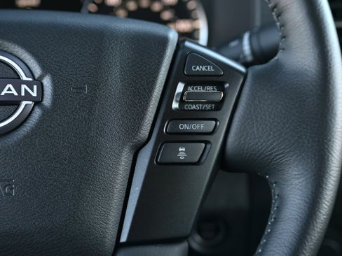 Used 2024 Nissan Frontier SL w/ Technology Package image 19