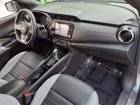 Certified 2023 Nissan Kicks SR w/ SR Premium Package image 29