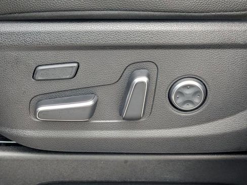 Used 2024 Hyundai Palisade Limited image 25