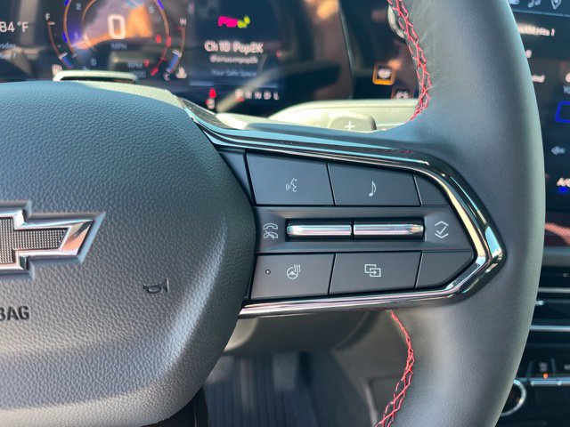 New 2027 Chevrolet Traverse RS w/ LPO, Floor Liner Package FWD image 21