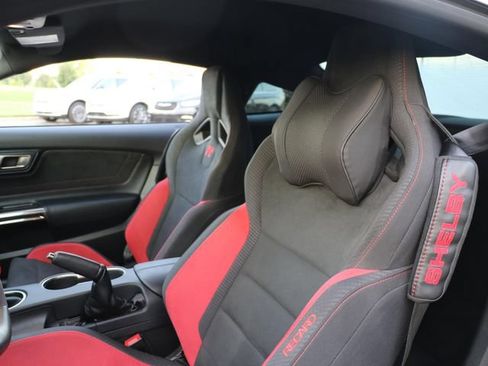 Used 2019 Ford Mustang Shelby GT350R w/ GT350R Equipment Group 920A RWD image 19