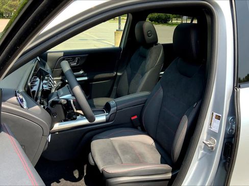 Certified 2025 Mercedes-Benz GLA 250 4MATIC image 12