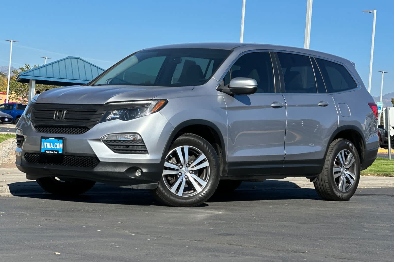 Used 2018 Honda Pilot EX image 1