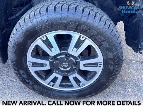 Used 2015 Toyota Tundra SR5 w/ SR5 Upgrade Package RWD image 7
