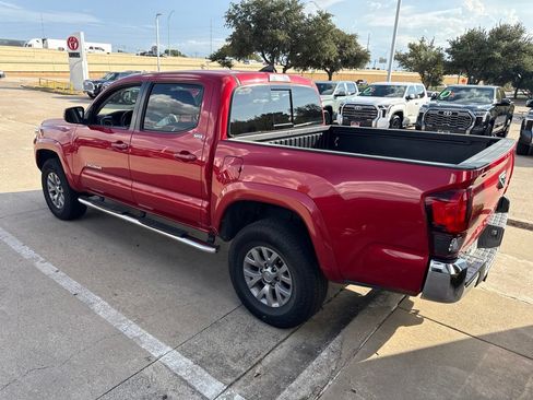 Used 2019 Toyota Tacoma SR5 RWD image 5