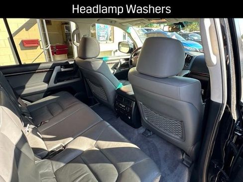 Used 2011 Toyota Land Cruiser image 24