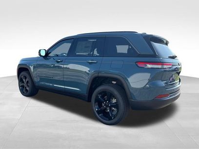 New 2026 Jeep Grand Cherokee Limited w/ Limited Altitude Package