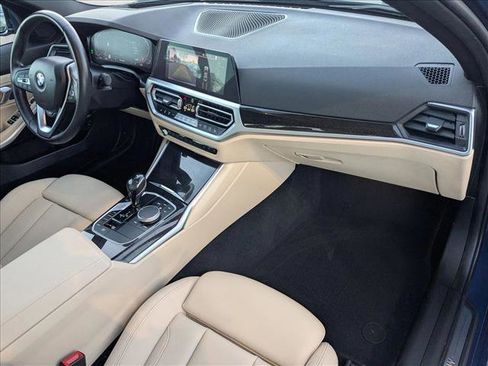 Used 2021 BMW 330i Sedan w/ Premium Package image 22