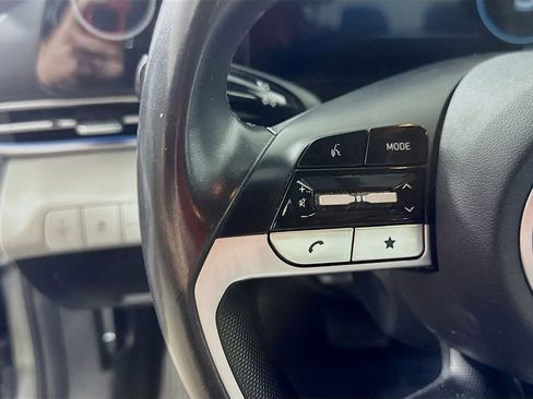 Used 2024 Hyundai Elantra Limited FWD image 23