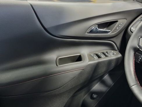 Certified 2023 Chevrolet Equinox RS image 23