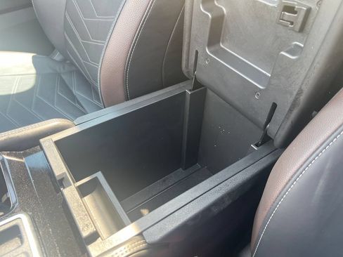 Used 2024 Nissan Pathfinder Platinum w/ Cargo Package FWD image 17