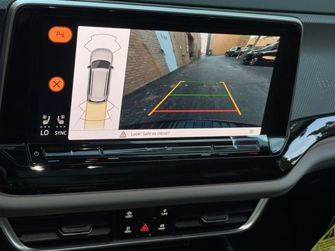 New 2026 Volkswagen Atlas Peak Edition AWD/4WD image 9