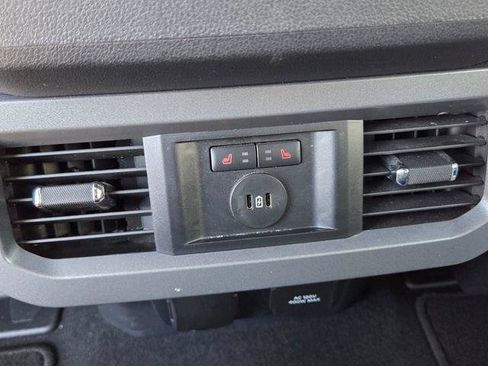 Used 2023 Ford F250 Lariat AWD/4WD image 13