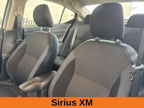 Used 2025 Nissan Versa SV FWD image 9